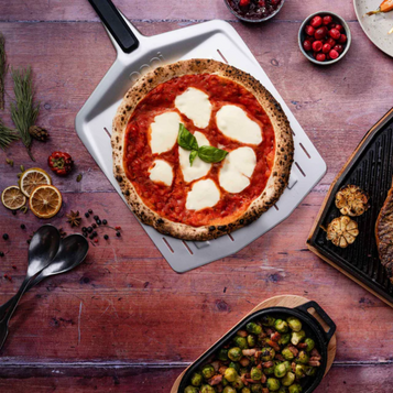 Ooni Pizzaschieber perforiert